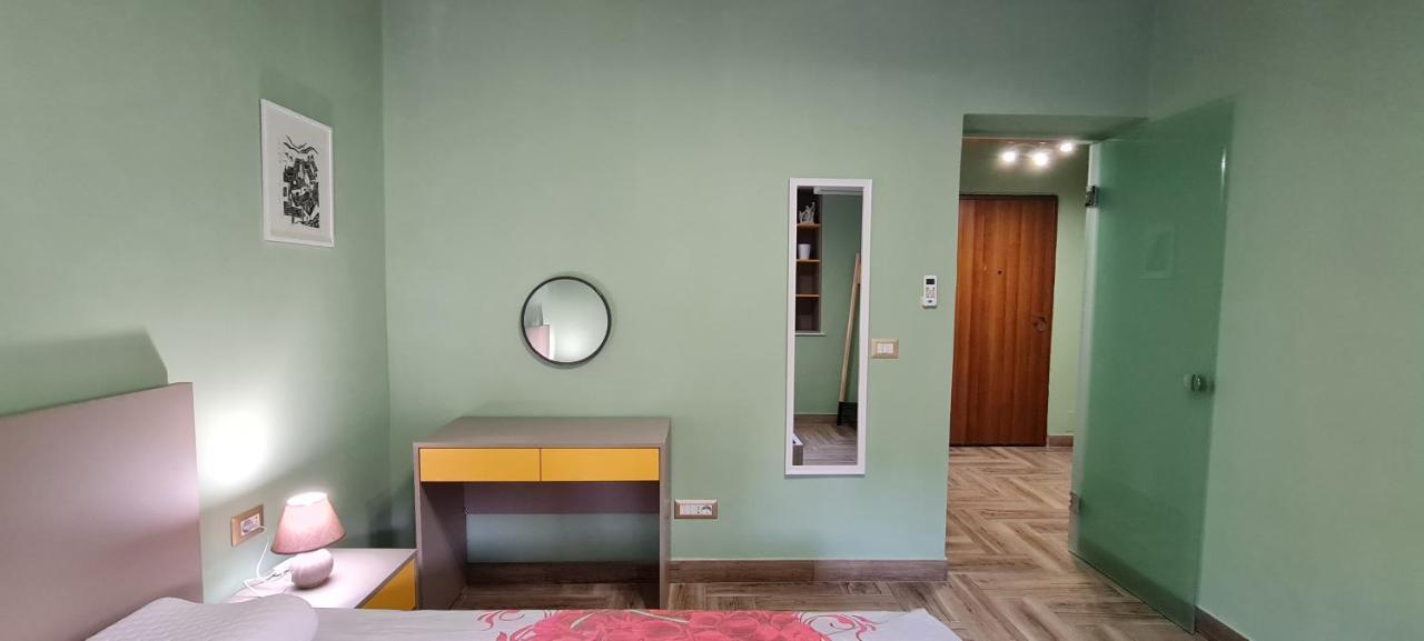 2V1 - Sheshi Willson Apartment Тирана Екстериор снимка
